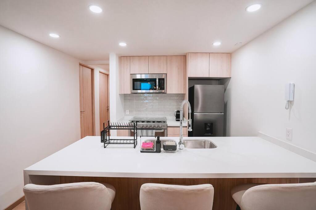Stunning 3br With Pool, Gym, Coworking In Condesa Apartment