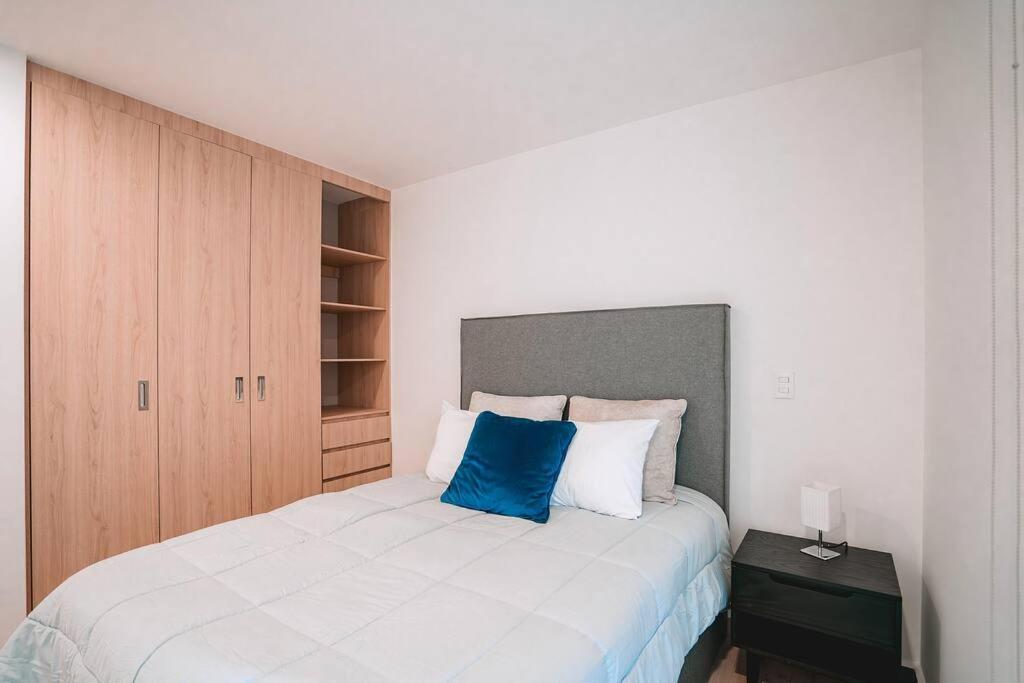 Stunning 3br With Pool, Gym, Coworking In Condesa Apartment Mexico City