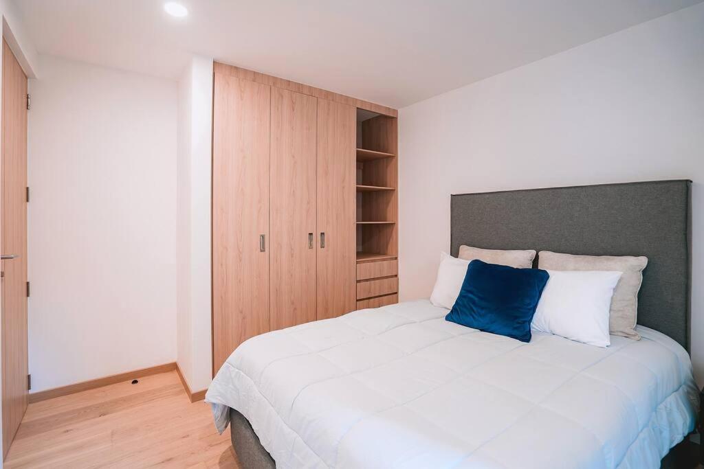 Stunning 3br With Pool, Gym, Coworking In Condesa Apartment Mexico City