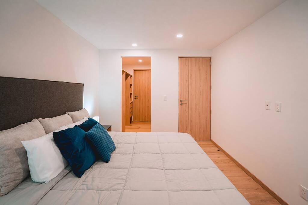 Stunning 3br With Pool, Gym, Coworking In Condesa Apartment