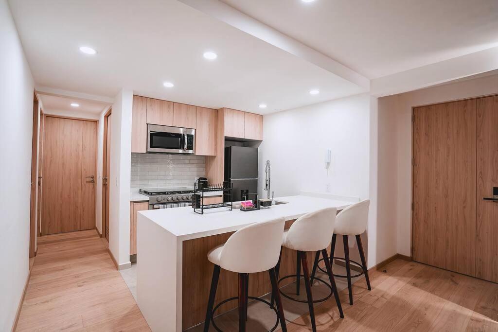 Stunning 3br With Pool, Gym, Coworking In Condesa Mexico City